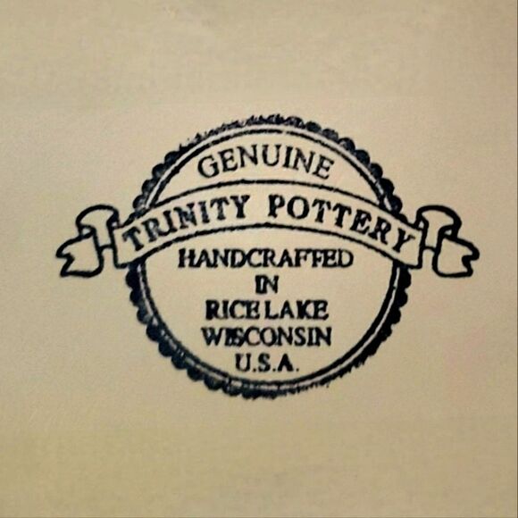 Trinity Pottery Glazed Ceramic Goose Wall Plaque - Picture 9 of 9